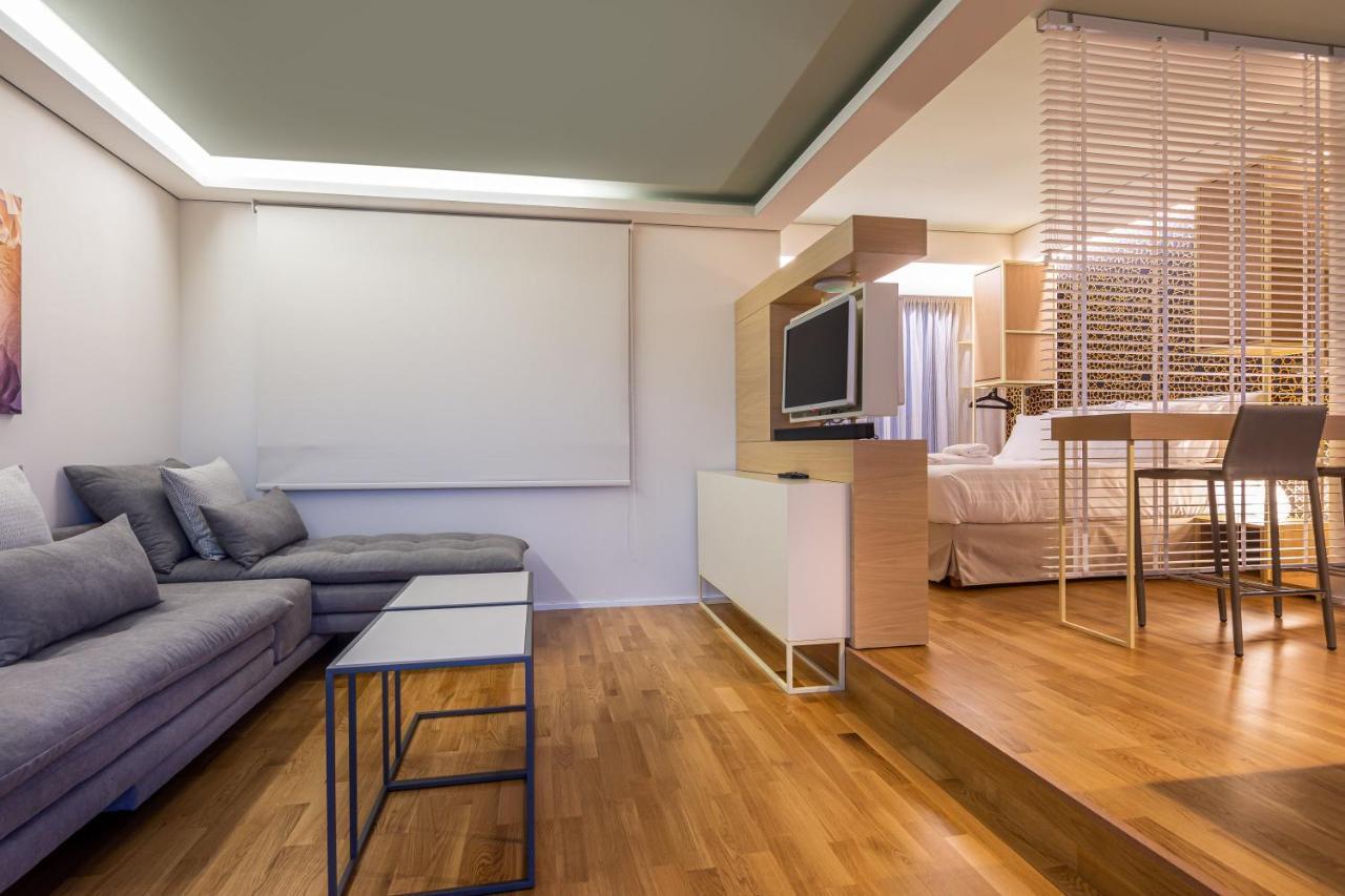 Onira Suite Dreams Hersonissos  Ngoại thất bức ảnh