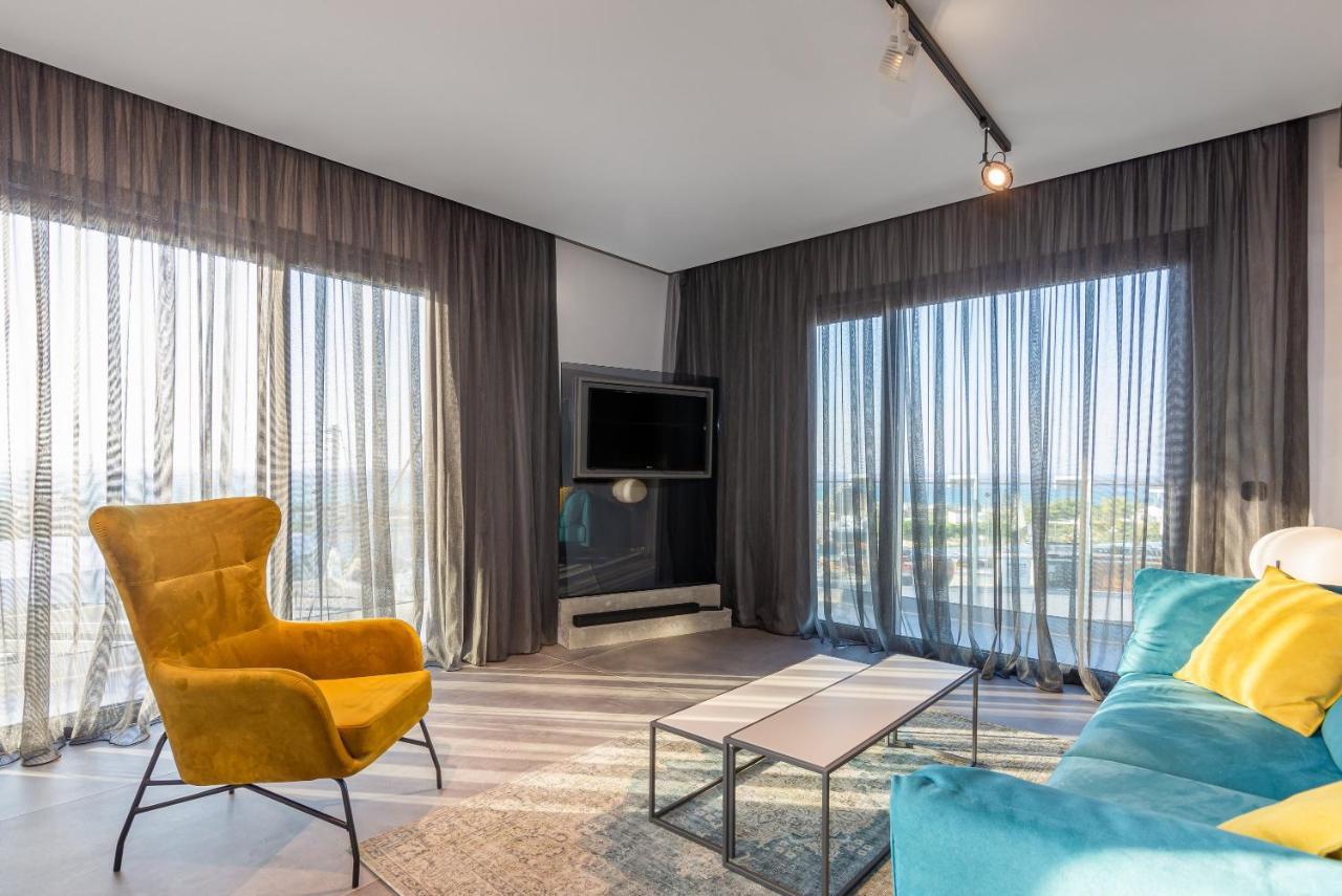 Onira Suite Dreams Hersonissos  Ngoại thất bức ảnh