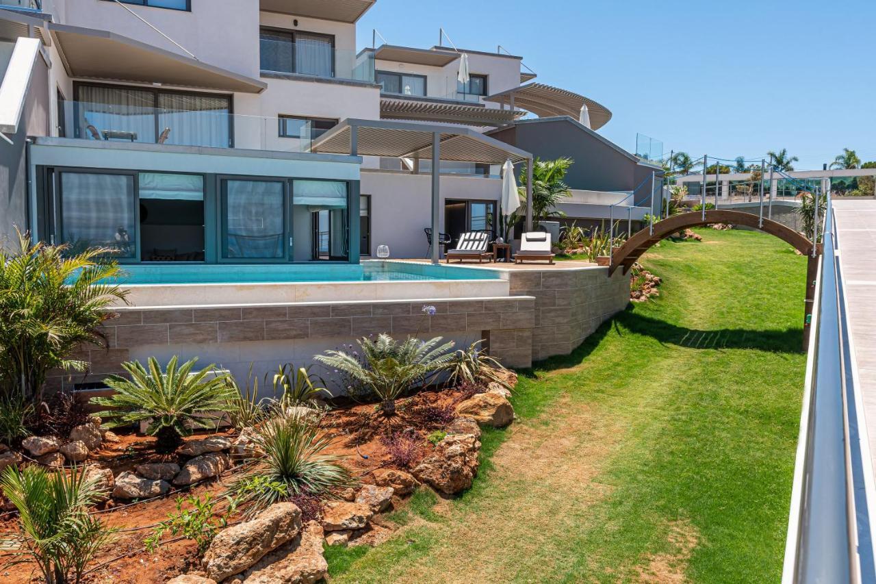 Onira Suite Dreams Hersonissos  Ngoại thất bức ảnh