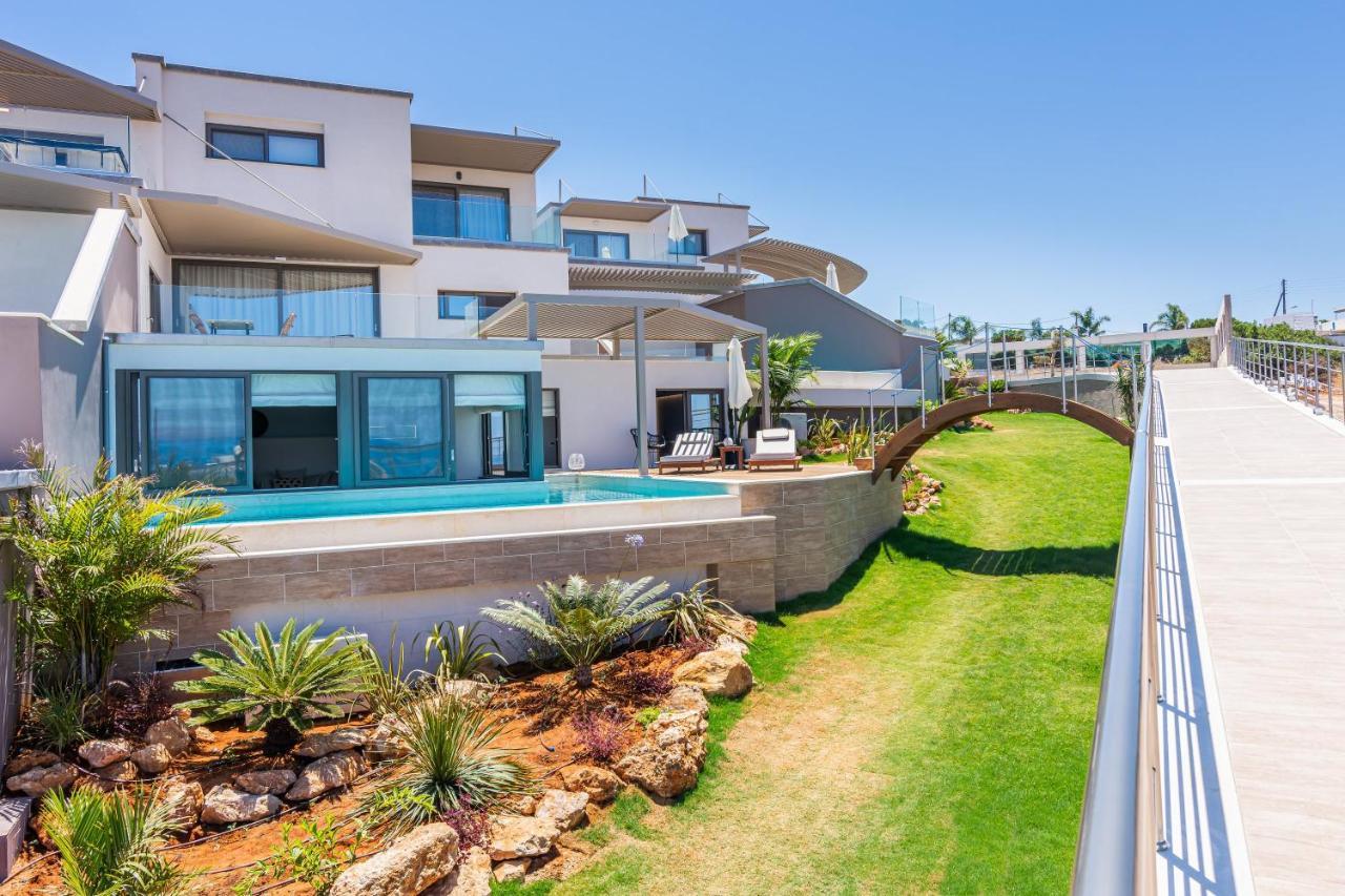 Onira Suite Dreams Hersonissos  Ngoại thất bức ảnh